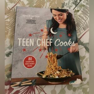 Teen Chef Cooks by Eliana de Las Casas - 80 Recipes